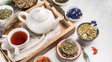 TRÀ HOA ĐẬU BIẾC VÀ CHUYỆN GIẢM CÂN